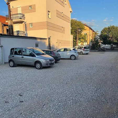 Apartmani Gacic- Šabac Екстериор снимка